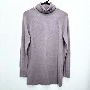 Gap 100% Merino Wool Lightweight Mauve Purple Grey Turtleneck Tunic Sweater Fall